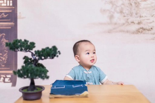 龙口孕妇几个月有反应